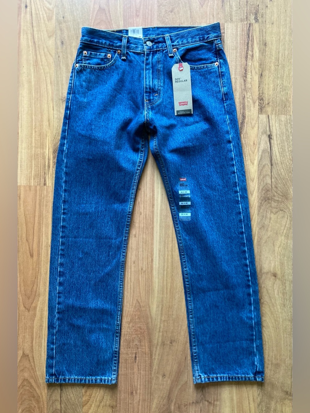 NWT Levi’s 505 Regular Straight Leg Mens 30x30 Medium Wash Cotton Blue Jeans